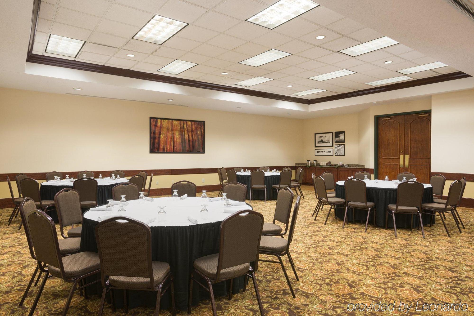 Country Inn & Suites By Radisson, Beckley, Wv Exterior photo
